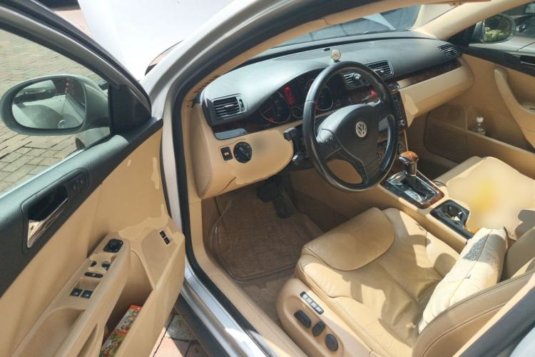 Used Volkswagen Magotan 2007 1.8 TSI Automatic Comfort Model Driver Seat