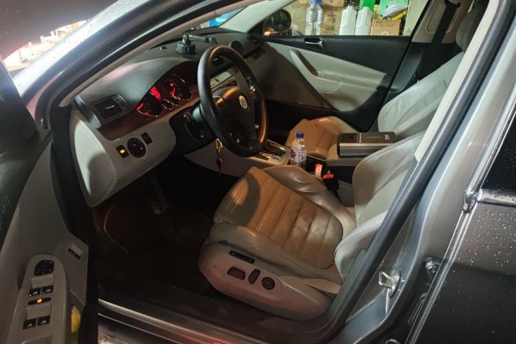 Used Volkswagen Magotan 2007 3.2 Luxury Model Driver Seat