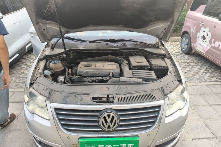 Used Volkswagen Magotan 2007 1.8 TSI Automatic Comfort Model Engine Bay