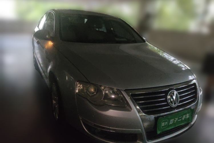 Used Volkswagen Magotan 2007 1.8 TSI Automatic Comfort Model Front Right 45 Deg