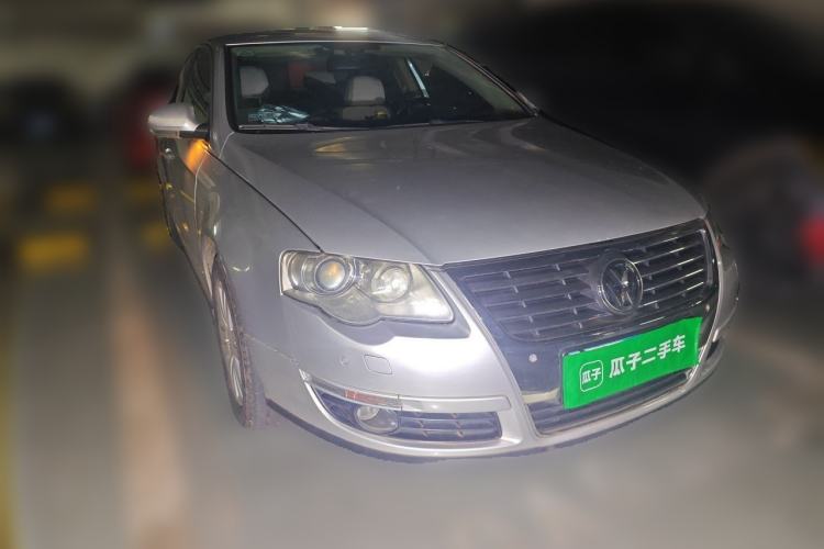 Used Volkswagen Magotan 2007 1.8 TSI Automatic Luxury Model Front Right 45 Deg