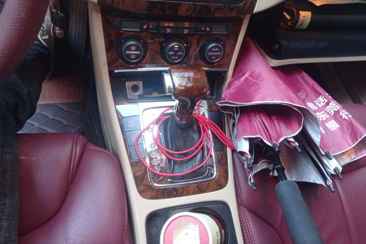 Used Volkswagen Magotan 2007 1.8 TSI Automatic Comfort Model Gear Lever