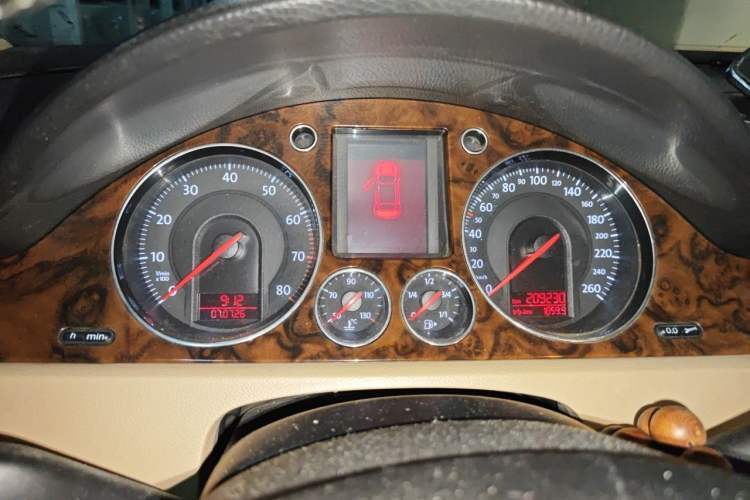 Used Volkswagen Magotan 2007 1.8 TSI Automatic Comfort Model Instrument Cluster