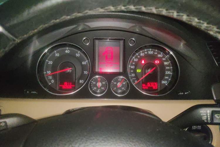 Used Volkswagen Magotan 2007 1.8 TSI Automatic Comfort Model Instrument Cluster