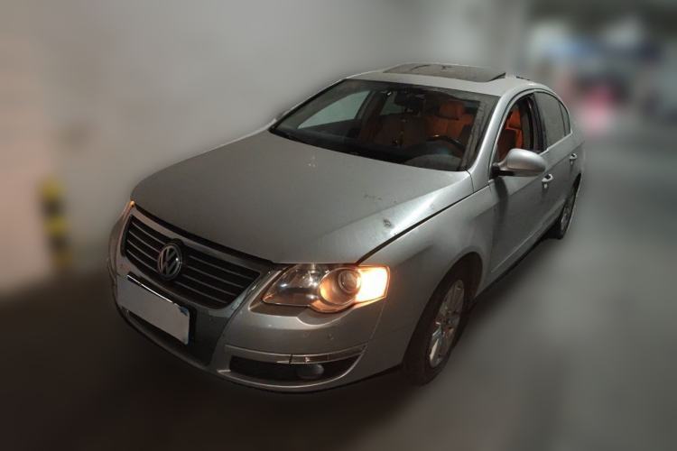 Used Volkswagen Magotan 2007 1.8 TSI Automatic Comfort Model Guazi used car, China used car export, Used car for sale, Used cars, Cheapest cars for sale