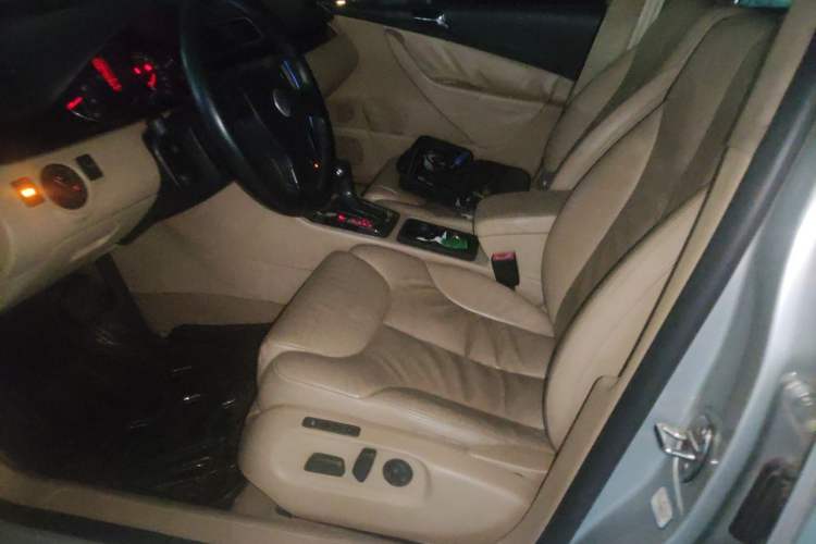 Used Volkswagen Magotan 2007 1.8 TSI Automatic Comfort Model Left Front Seat
