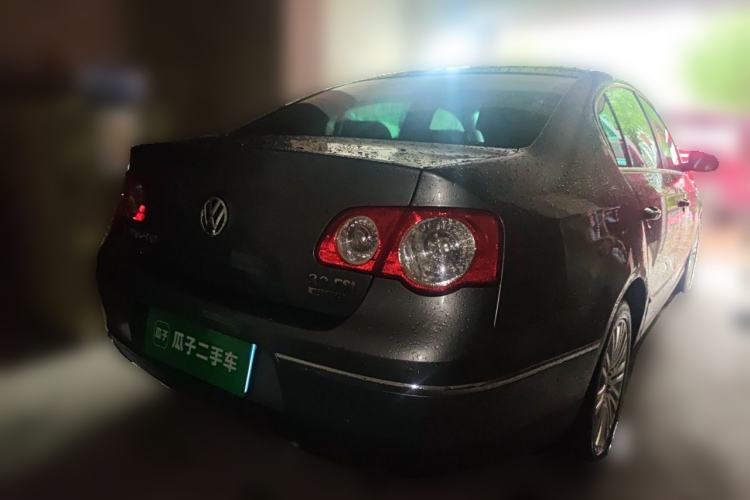 Used Volkswagen Magotan 2007 3.2 Luxury Model Rear Right 45 Deg