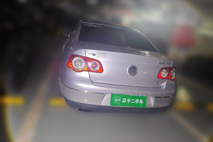 Used Volkswagen Magotan 2007 1.8 TSI Automatic Luxury Model Rear