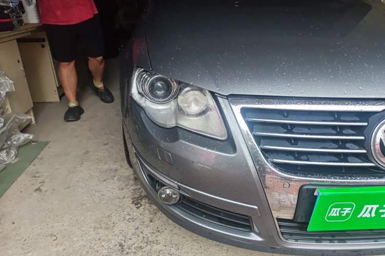 Used Volkswagen Magotan 2007 3.2 Luxury Model Right Front Headlight