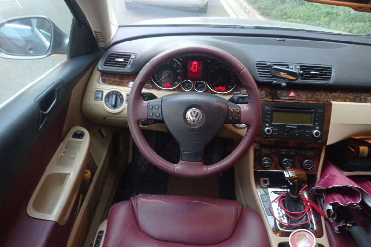 Used Volkswagen Magotan 2007 1.8 TSI Automatic Comfort Model Steering Wheel