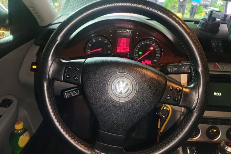 Used Volkswagen Magotan 2007 3.2 Luxury Model Steering Wheel