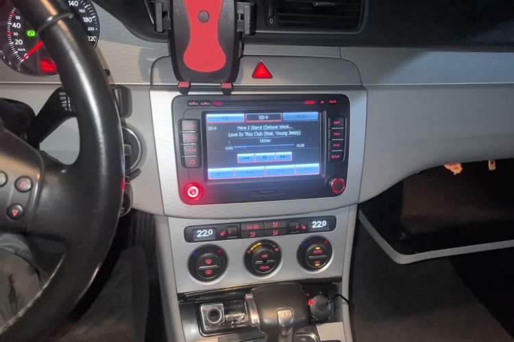 Used Volkswagen Magotan 2009 1.8 TSI DSG Comfort Edition Audio And AC Panel