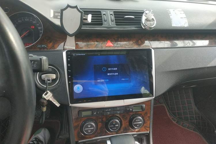 Used Volkswagen Magotan 2009 2.0 TSI DSG Luxury Version Audio And AC Panel