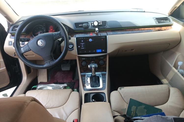 Used Volkswagen Magotan 2009 1.8 TSI DSG Luxury Edition Center Console