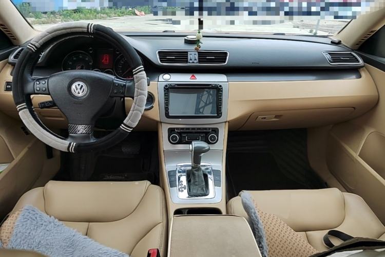 Used Volkswagen Magotan 2009 1.8 TSI DSG Luxury Edition Center Console