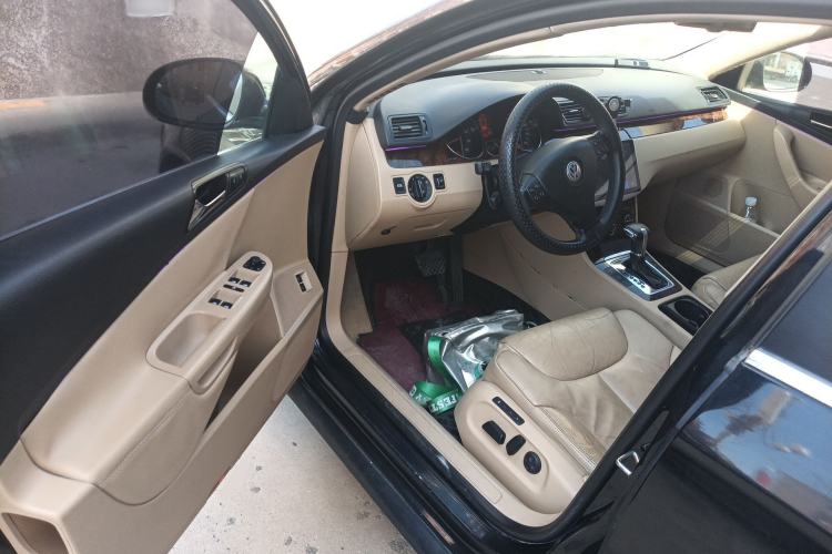 Used Volkswagen Magotan 2009 1.8 TSI DSG Luxury Edition Driver Seat
