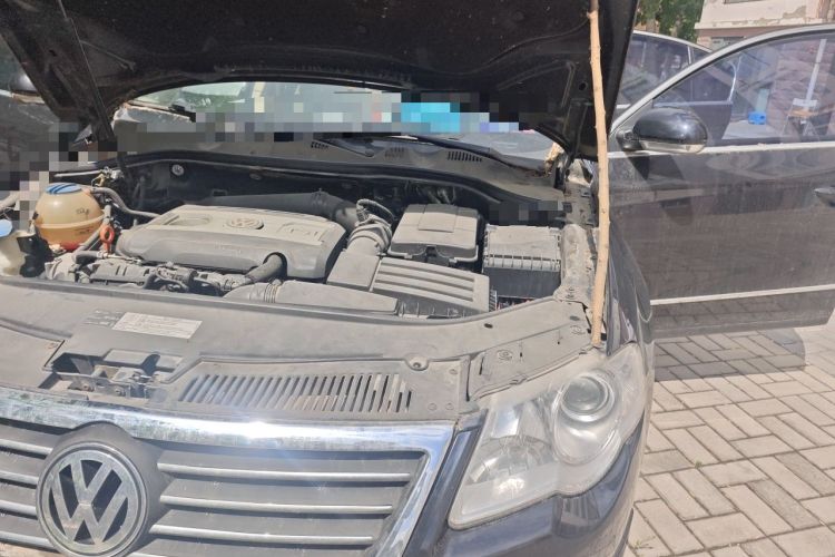 Used Volkswagen Magotan 2009 1.8 TSI DSG Comfort Edition Engine Bay Left