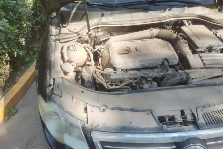 Used Volkswagen Magotan 2009 1.8 TSI DSG Tech Model Engine Bay Right