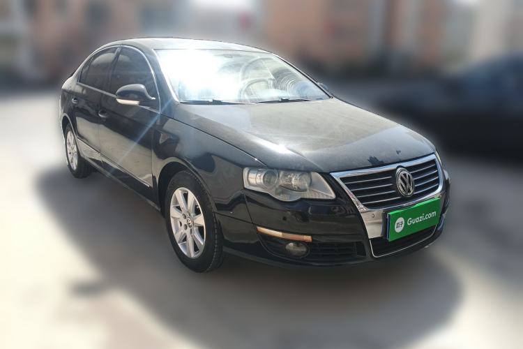 Used Volkswagen Magotan 2009 1.8 TSI DSG Luxury Edition Front Right 45 Deg