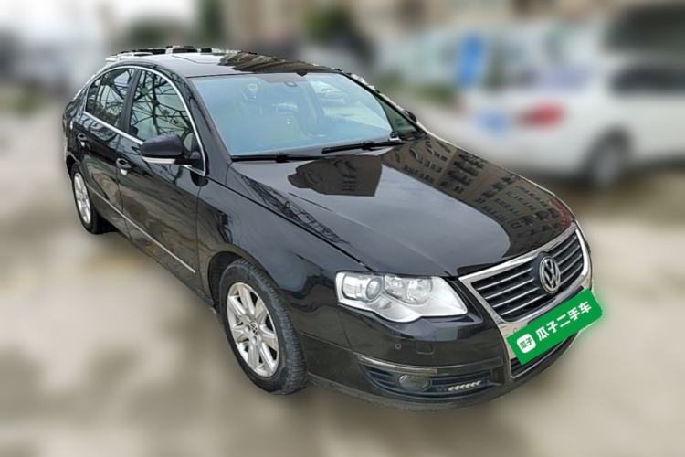 Used Volkswagen Magotan 2009 1.8 TSI DSG Luxury Edition Front Right 45 Deg