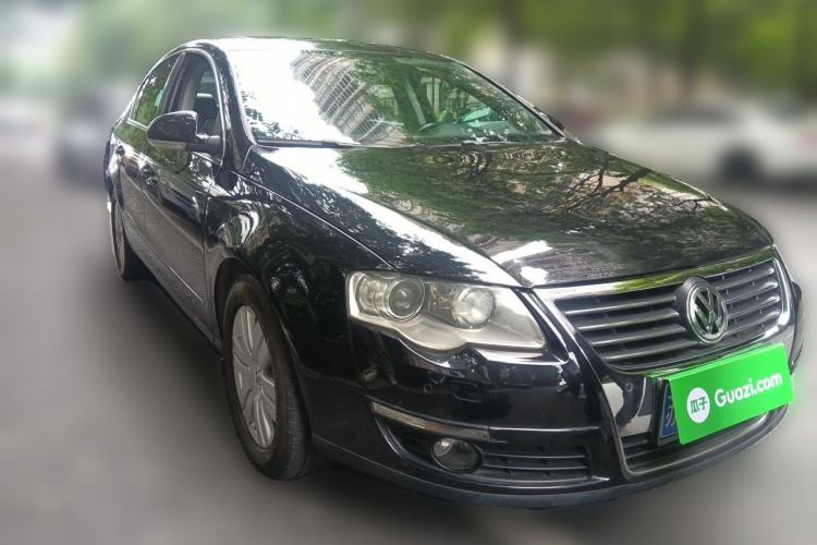 Used Volkswagen Magotan 2009 2.0 TSI DSG Comfort Edition Front Right 45 Deg