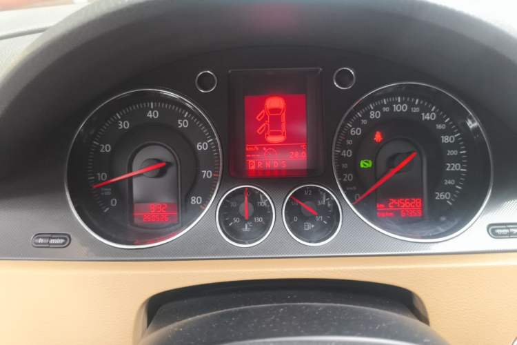 Used Volkswagen Magotan 2009 1.8 TSI DSG Comfort Edition Instrument Cluster