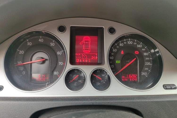 Used Volkswagen Magotan 2009 1.8 TSI DSG Luxury Edition Instrument Cluster