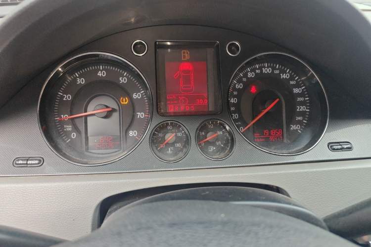 Used Volkswagen Magotan 2009 1.8 TSI DSG Comfort Edition Instrument Cluster