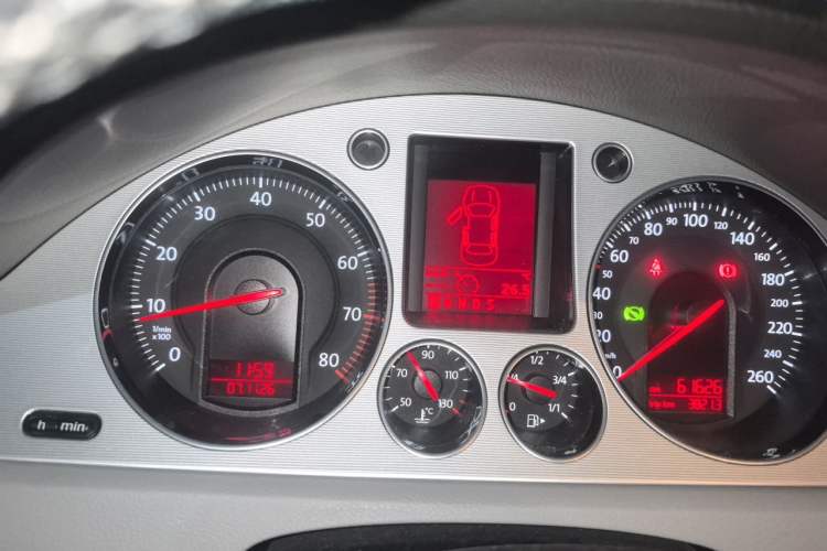 Used Volkswagen Magotan 2009 1.8 TSI DSG Comfort Edition Instrument Cluster
