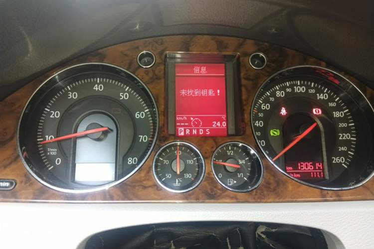 Used Volkswagen Magotan 2009 2.0 TSI DSG Comfort Edition Instrument Cluster