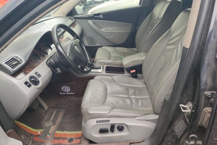 Used Volkswagen Magotan 2009 1.8 TSI DSG Comfort Edition Left Front Seat