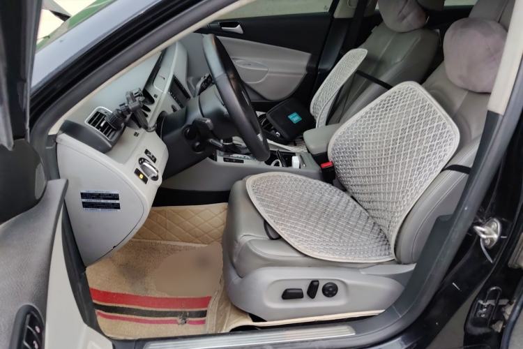 Used Volkswagen Magotan 2009 1.8 TSI DSG Comfort Edition Left Front Seat
