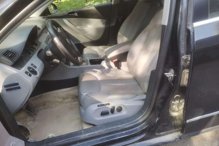 Used Volkswagen Magotan 2009 1.8 TSI DSG Tech Model Left Front Seat