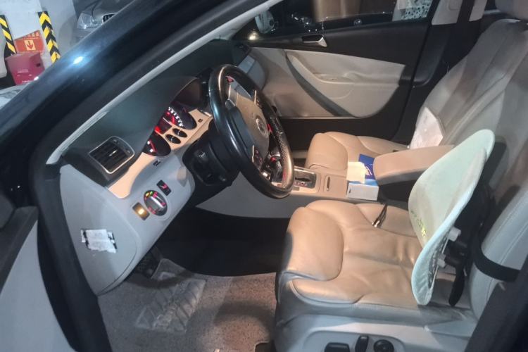 Used Volkswagen Magotan 2009 1.8 TSI DSG Comfort Edition Left Front Seat