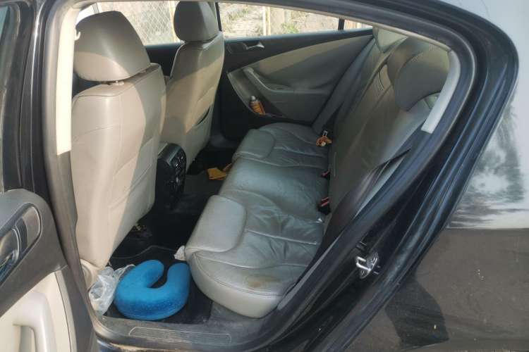 Used Volkswagen Magotan 2009 1.8 TSI DSG Comfort Edition Left Rear Seat