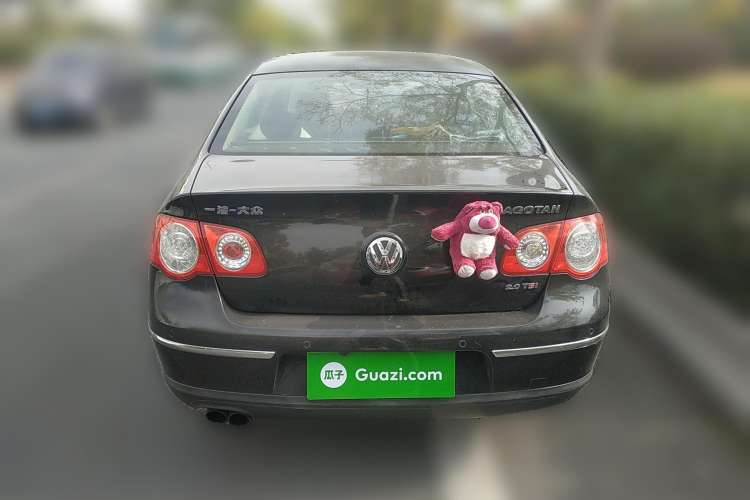 Used Volkswagen Magotan 2009 2.0 TSI DSG Luxury Version Rear