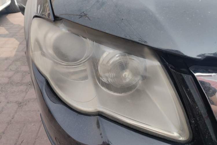 Used Volkswagen Magotan 2009 1.8 TSI DSG Luxury Edition Right Front Headlight