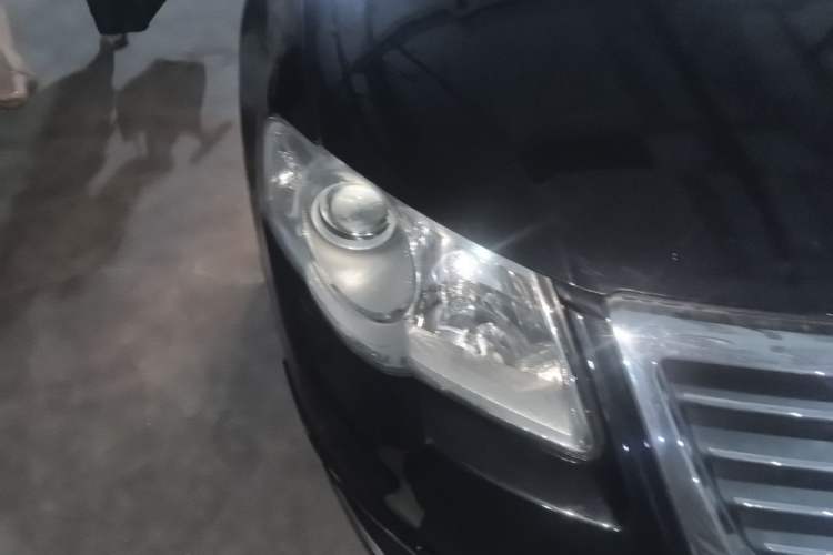 Used Volkswagen Magotan 2009 1.8 TSI DSG Comfort Edition Right Front Headlight