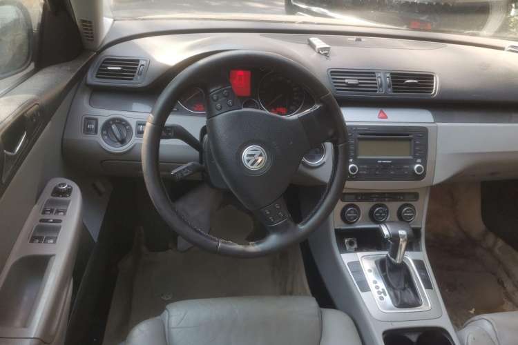 Used Volkswagen Magotan 2009 1.8 TSI DSG Tech Model Steering Wheel