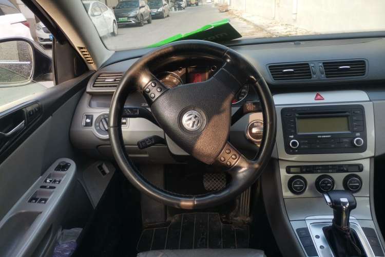 Used Volkswagen Magotan 2009 1.8 TSI DSG Comfort Edition Steering Wheel
