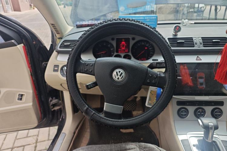 Used Volkswagen Magotan 2009 1.8 TSI DSG Comfort Edition Steering Wheel