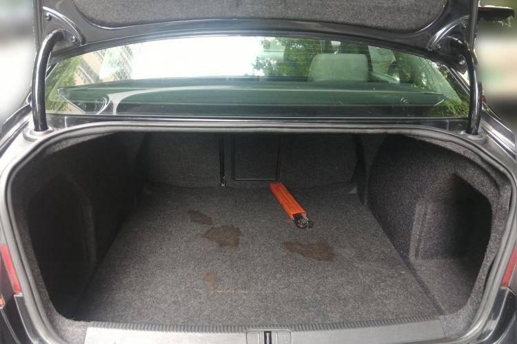 Used Volkswagen Magotan 2009 2.0 TSI DSG Comfort Edition Trunk