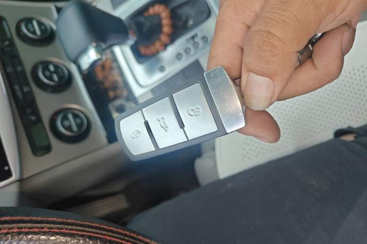 Used Volkswagen Magotan 2009 1.8 TSI DSG Comfort Edition Vehicle Key