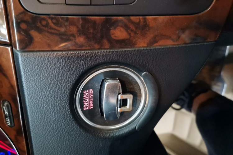 Used Volkswagen Magotan 2009 1.8 TSI DSG Luxury Edition Vehicle Key