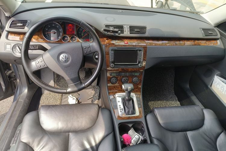 Used Volkswagen Magotan 2009 2.0 TSI DSG Luxury Version Center Console