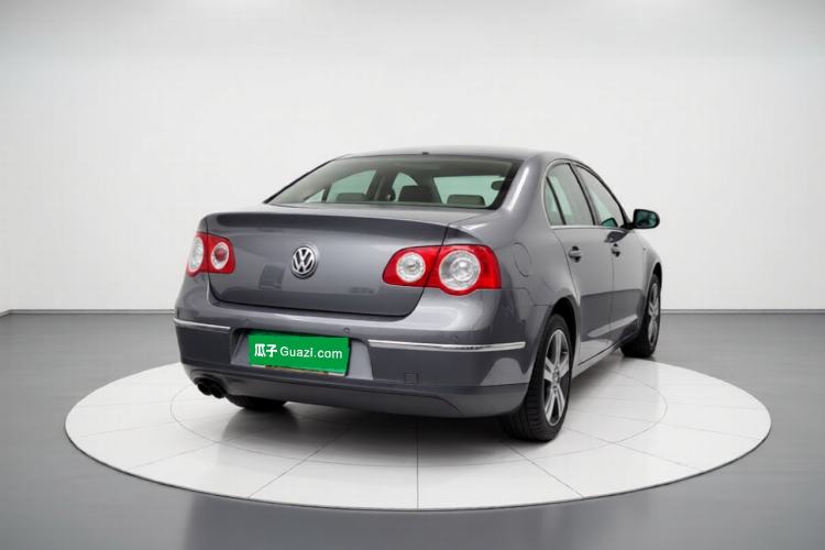 Used Volkswagen Magotan 2009 2.0 TSI DSG Luxury Version Rear
