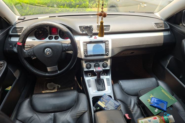Used Volkswagen Magotan 2009 2.0 TSI DSG Comfort Edition Center Console
