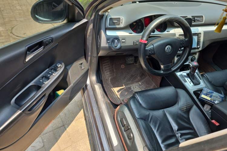 Used Volkswagen Magotan 2009 2.0 TSI DSG Comfort Edition Driver Seat