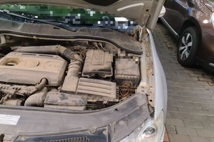 Used Volkswagen Magotan 2009 1.8 TSI DSG Comfort Edition Engine Bay Left