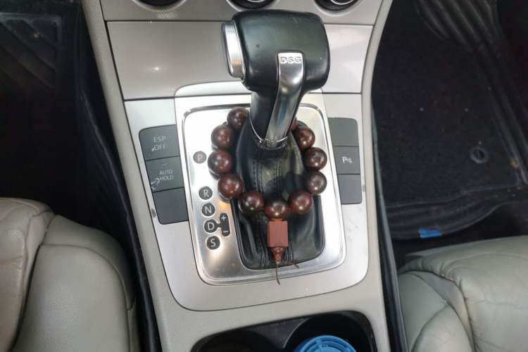 Used Volkswagen Magotan 2009 1.8 TSI DSG Comfort Edition Gear Lever